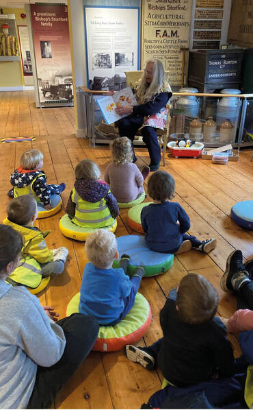 Storytime - Mrs Armitage loves her new car but does she really need a roof? | Flyer Magazines