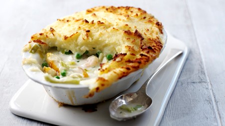 Classic Fish Pie Recipe - A Comforting and Satisfying Meal | Flyer Magazines